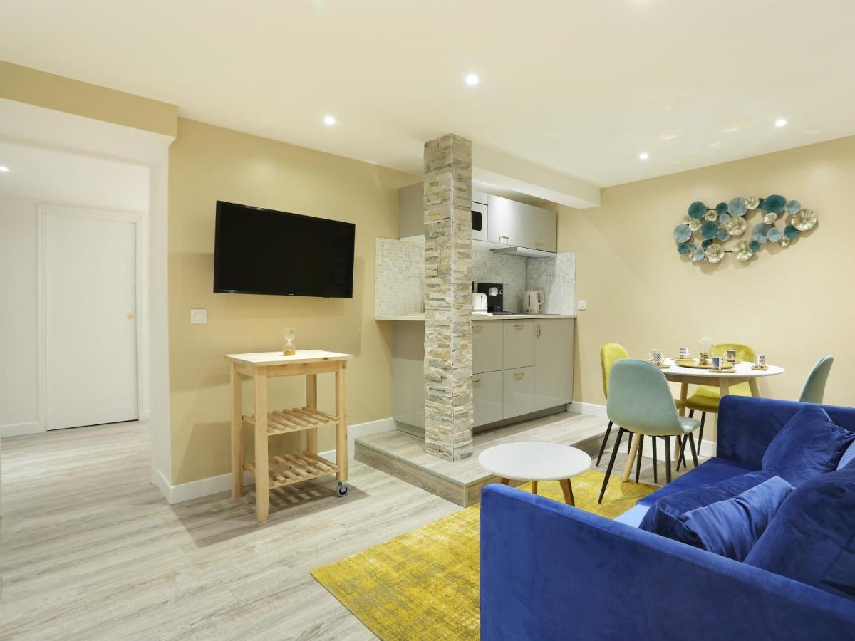 Rent A Room - Apartment St Honore Paris Exterior photo