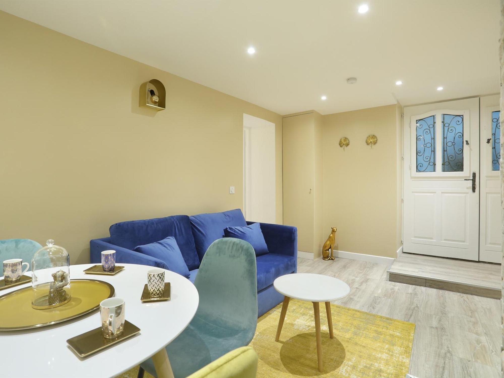 Rent A Room - Apartment St Honore Paris Room photo